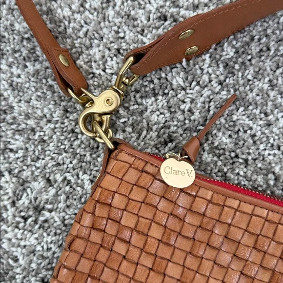 Clare V Moyen Messenger - Picture 2 of 8